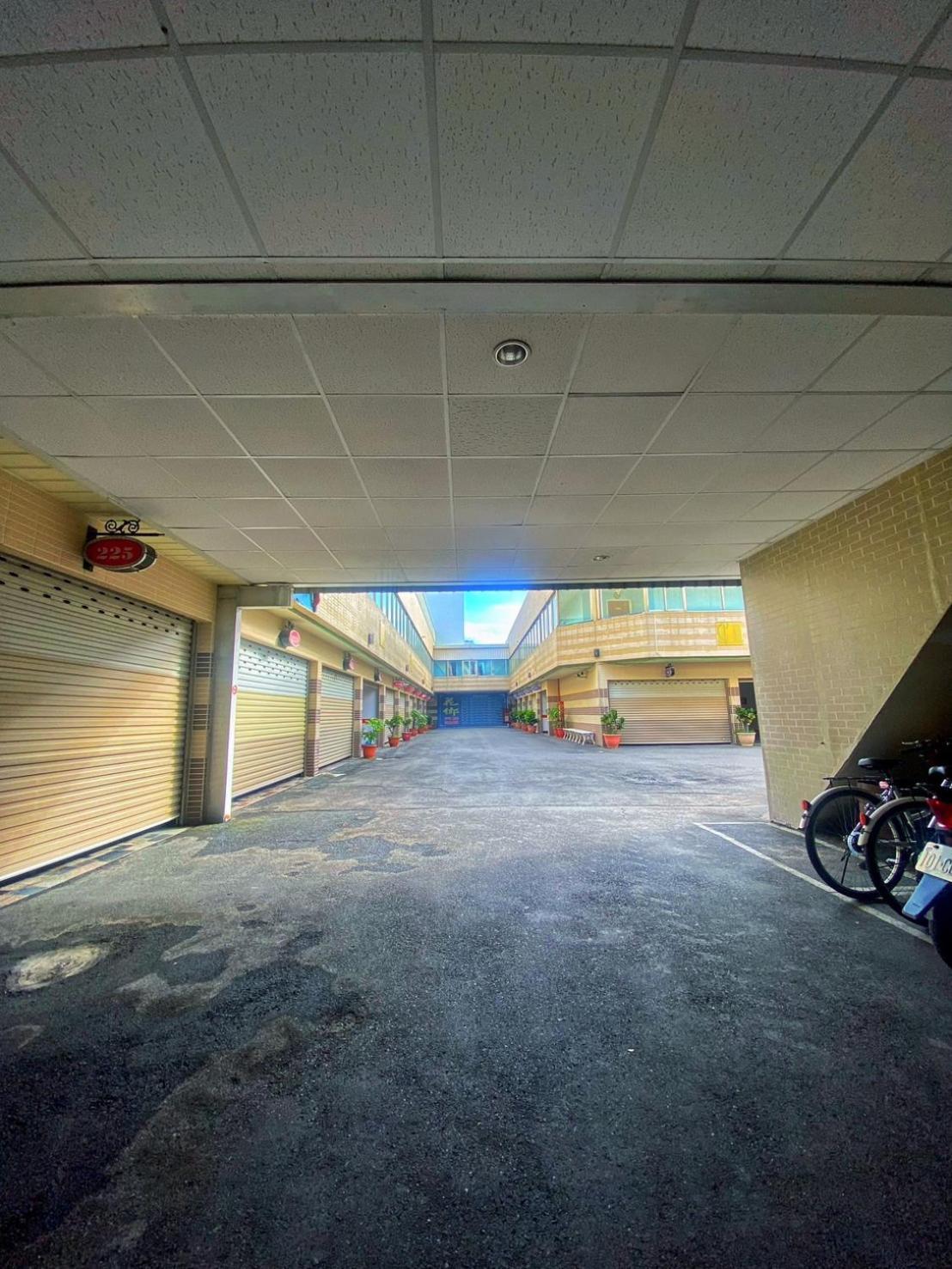 Hua Xiang Motel - Nanzih Kaohsiung Zewnętrze zdjęcie
